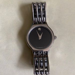 Movado Esperanza Swiss 7777 Black Dial Silver Band Ladies Watch.  Preowned